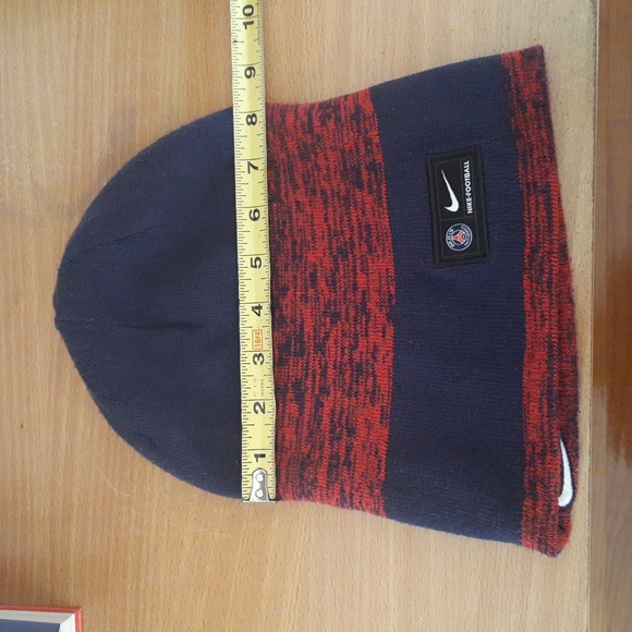 Nike Paris St-Germain Reversible Toque - Picture 11 of 14